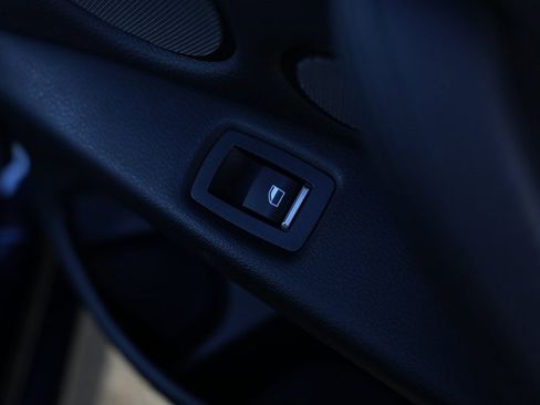 Used 2017 BMW X5 xDrive50i image 34