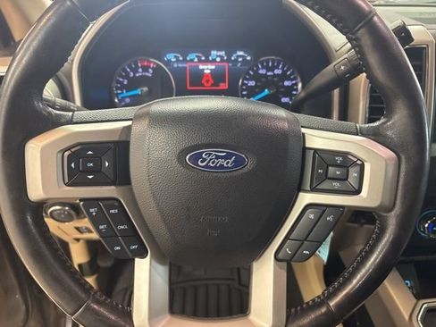 Used 2018 Ford F350 Lariat AWD/4WD image 24