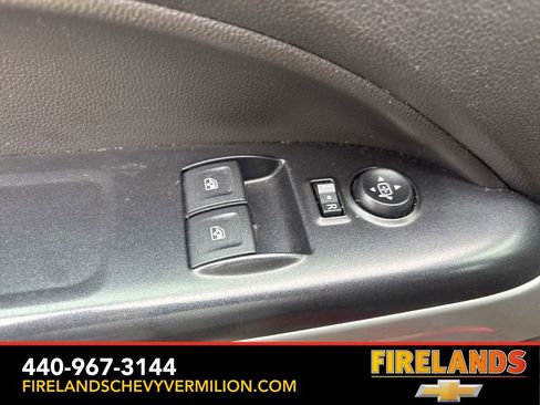 Certified 2017 Chevrolet Colorado LT w/ LT Convenience Package image 10