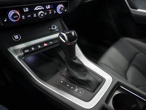 Used 2024 Audi Q3 2.0T Premium image 20