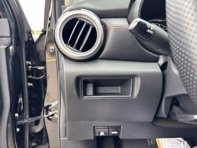 Used 2025 Nissan Versa SR w/ Trunk Package FWD image 10