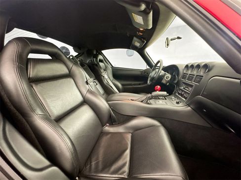 Used 1997 Dodge Viper GTS image 20