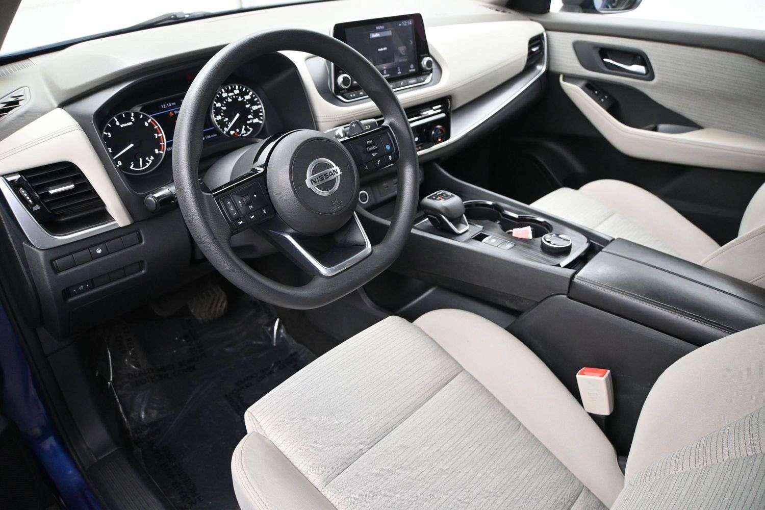 Certified 2021 Nissan Rogue SV AWD/4WD image 3