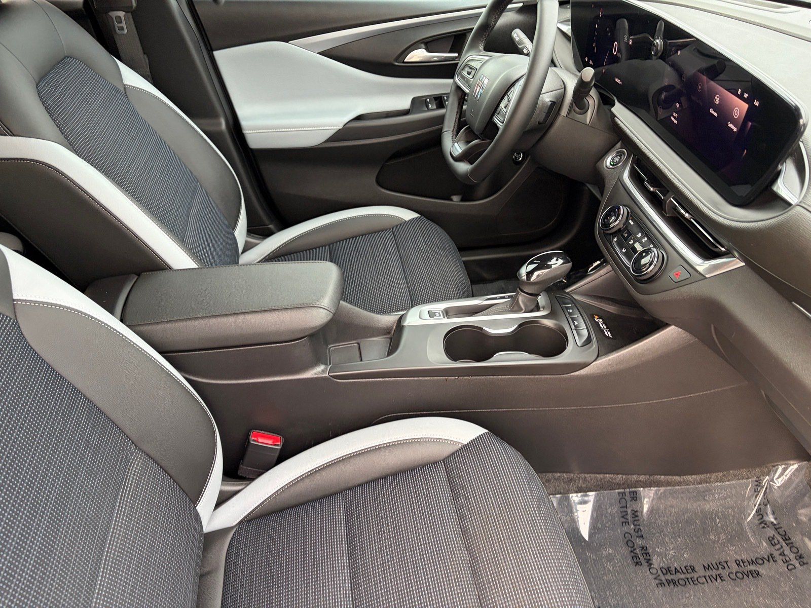 Used 2024 Buick Envista Preferred w/ Convenience I Package FWD image 11