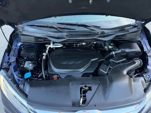 Used 2018 Honda Odyssey EX image 10