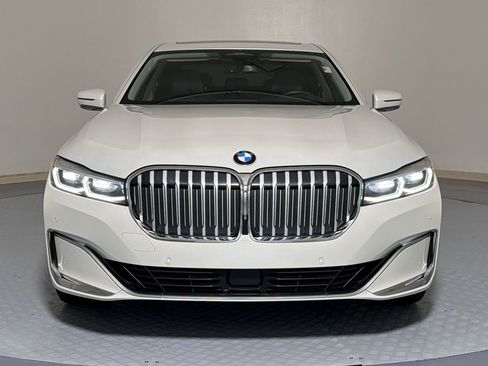 Used 2022 BMW 750i xDrive AWD/4WD image 6