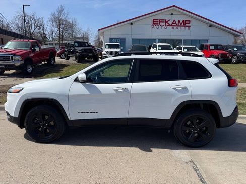 Used 2016 Jeep Cherokee High Altitude AWD/4WD image 2
