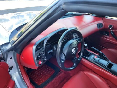 Used 2002 Honda S2000 image 13