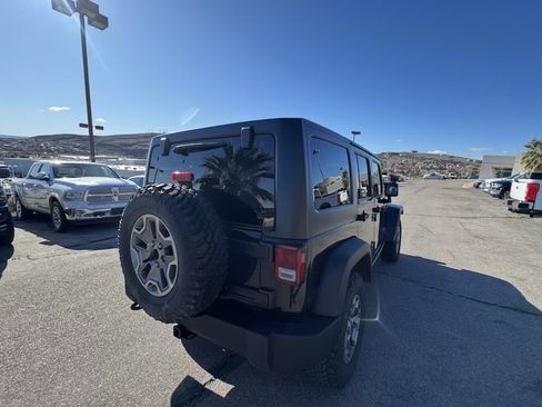 Used 2016 Jeep Wrangler Unlimited Rubicon w/ Max Tow Package image 5