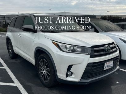 Used 2018 Toyota Highlander AWD V6