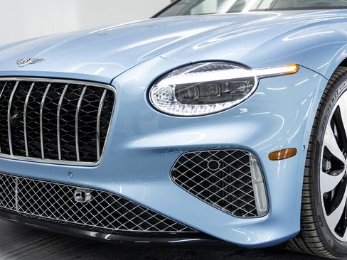 New 2026 Bentley Continental GTC image 12