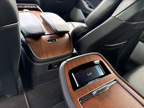 New 2025 Lincoln Navigator L Black Label image 21