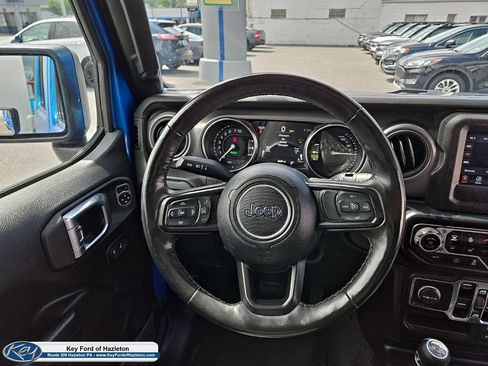 Used 2023 Jeep Wrangler Unlimited w/ Cold Weather Group AWD/4WD image 26