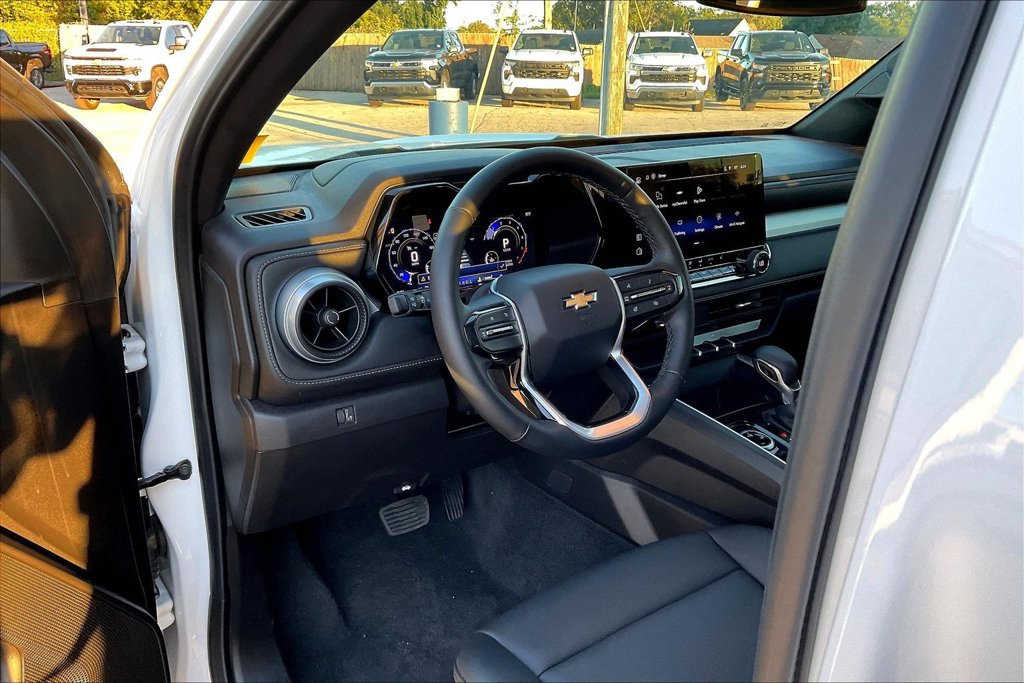 New 2026 Chevrolet Colorado LT w/ LT Convenience Package AWD/4WD image 8