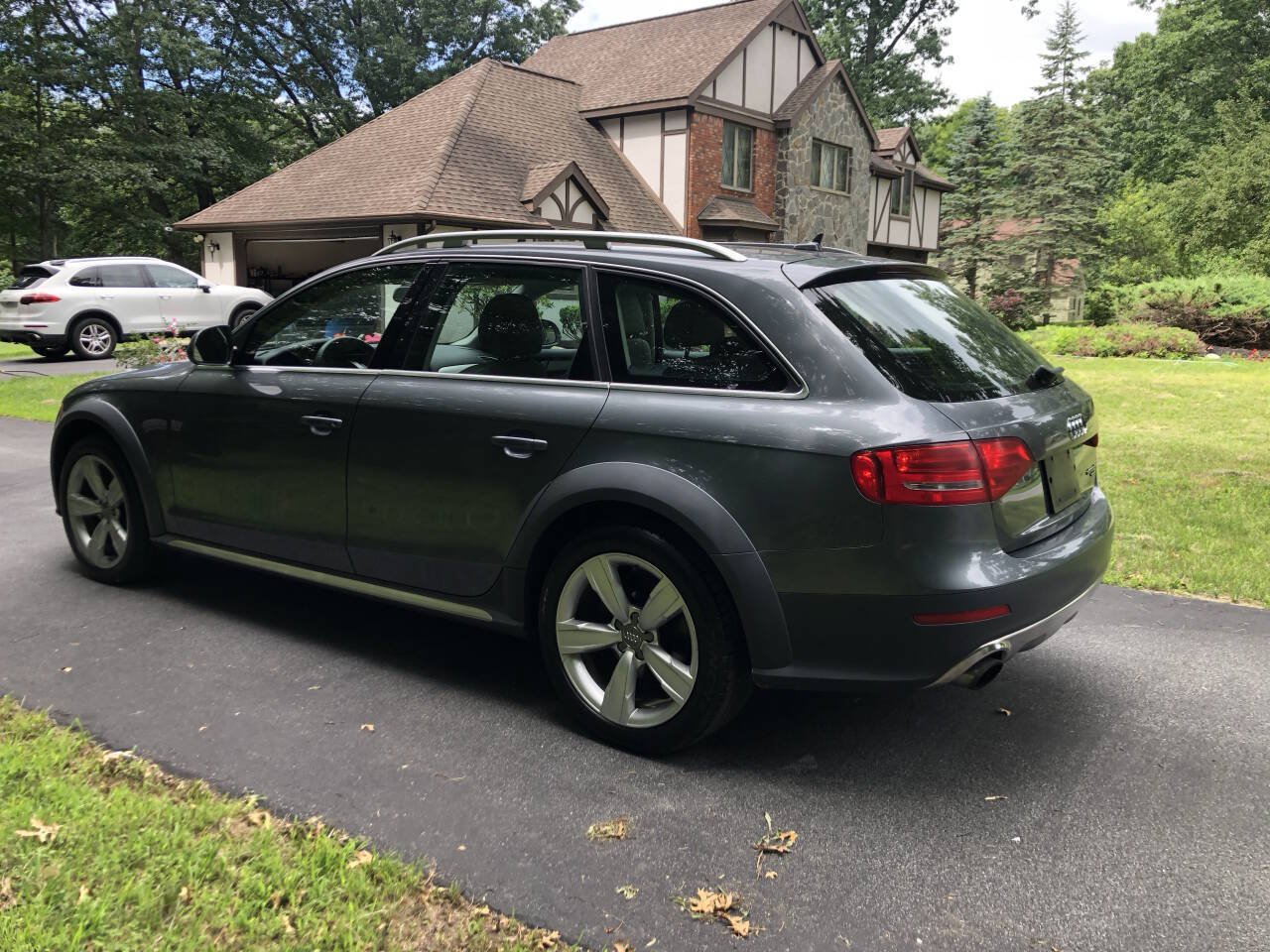 Used 2013 Audi A4 Premium AWD/4WD image 3