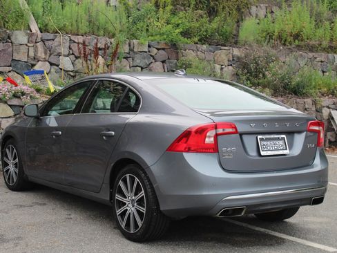 Used 2017 Volvo S60 T5 Inscription Platinum AWD/4WD image 7