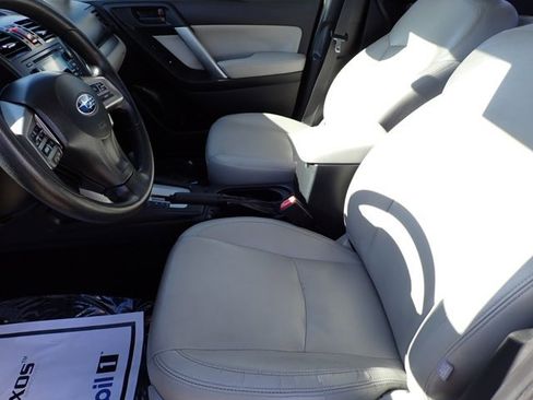 Used 2015 Subaru Forester 2.5i w/ Alloy Wheel Package image 11