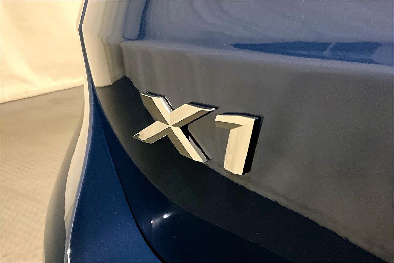 Used 2026 BMW X1 xDrive28i w/ Convenience Package AWD/4WD image 9