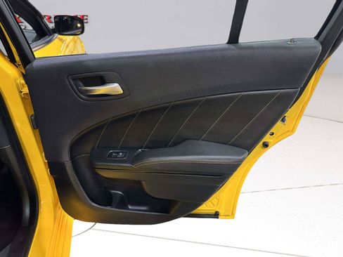 Used 2017 Dodge Charger R/T RWD image 24