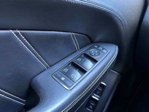 Used 2014 Mercedes-Benz GL 63 AMG 4MATIC image 22