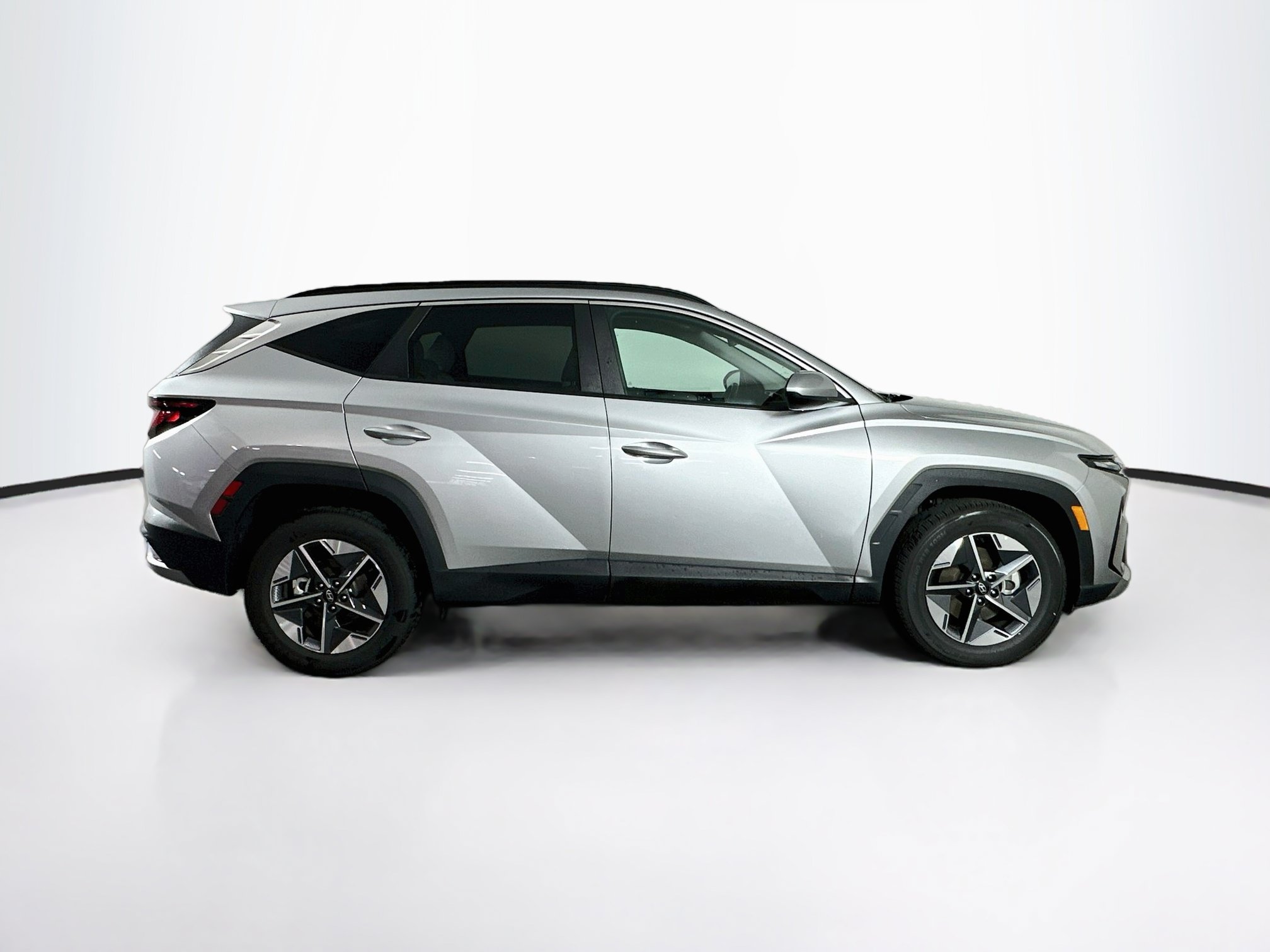 Used 2025 Hyundai Tucson SEL AWD/4WD image 10