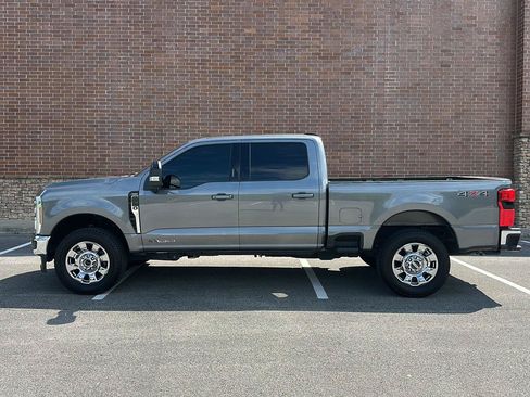 Certified 2024 Ford F250 Lariat AWD/4WD image 2