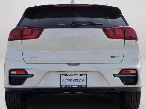 Used 2022 Kia Niro EX w/ Cold Weather Package image 8