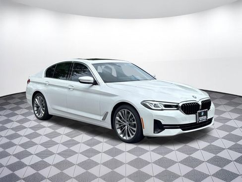 Certified 2023 BMW 530i xDrive w/ Premium Package AWD/4WD image 7