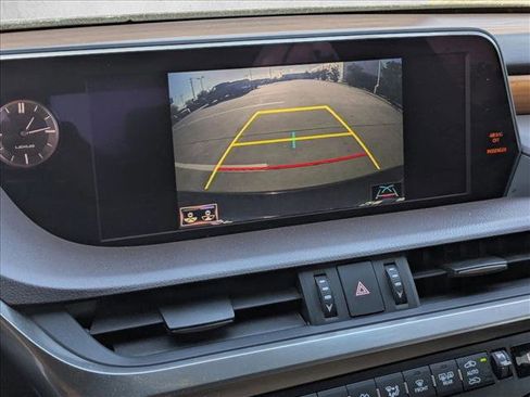 Used 2020 Lexus ES 350 w/ Luxury Package image 13