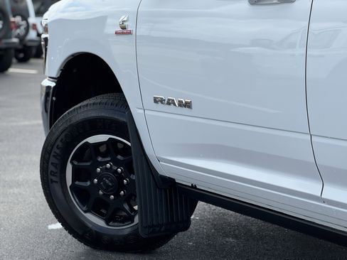 Used 2025 RAM 2500 Laramie image 10