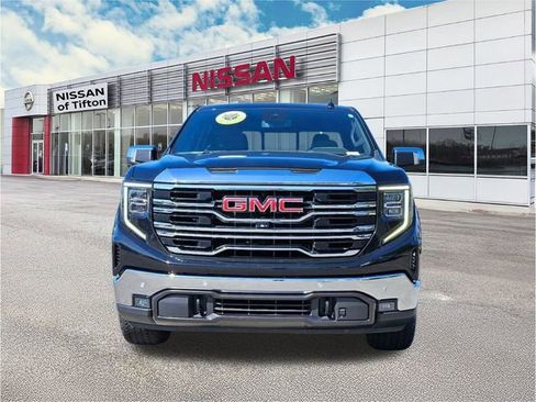 Used 2022 GMC Sierra 1500 SLT w/ SLT Premium Plus Package image 1