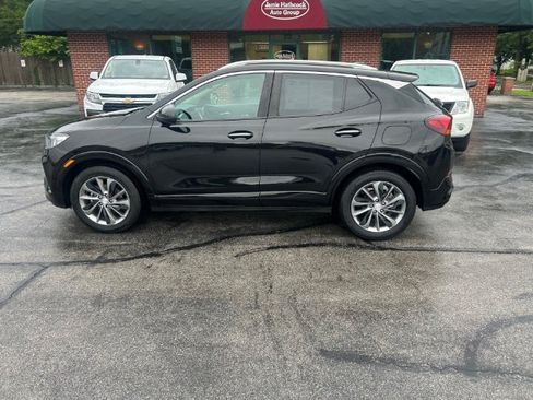 Used 2020 Buick Encore GX Select w/ Sport Touring Package FWD image 2