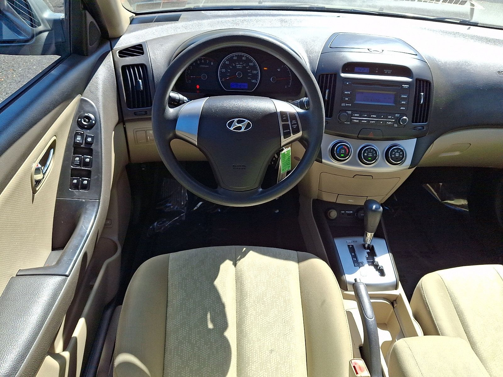 Used 2010 Hyundai Elantra GLS FWD image 13