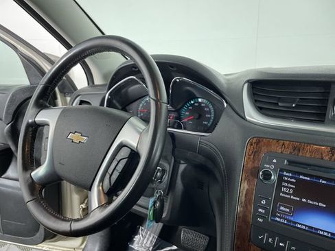 Used 2014 Chevrolet Traverse LT w/ All-Star Edition image 28