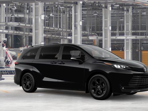 New 2026 Toyota Sienna XLE Woodland Edition image 15