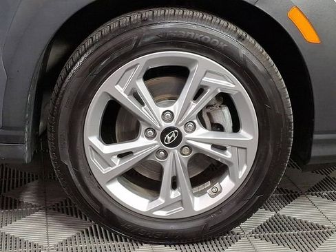 Used 2023 Hyundai Kona SEL w/ Cargo Package AWD/4WD image 11