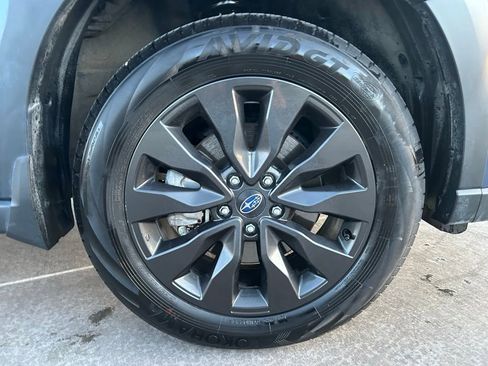 Used 2024 Subaru Outback Onyx Edition image 31