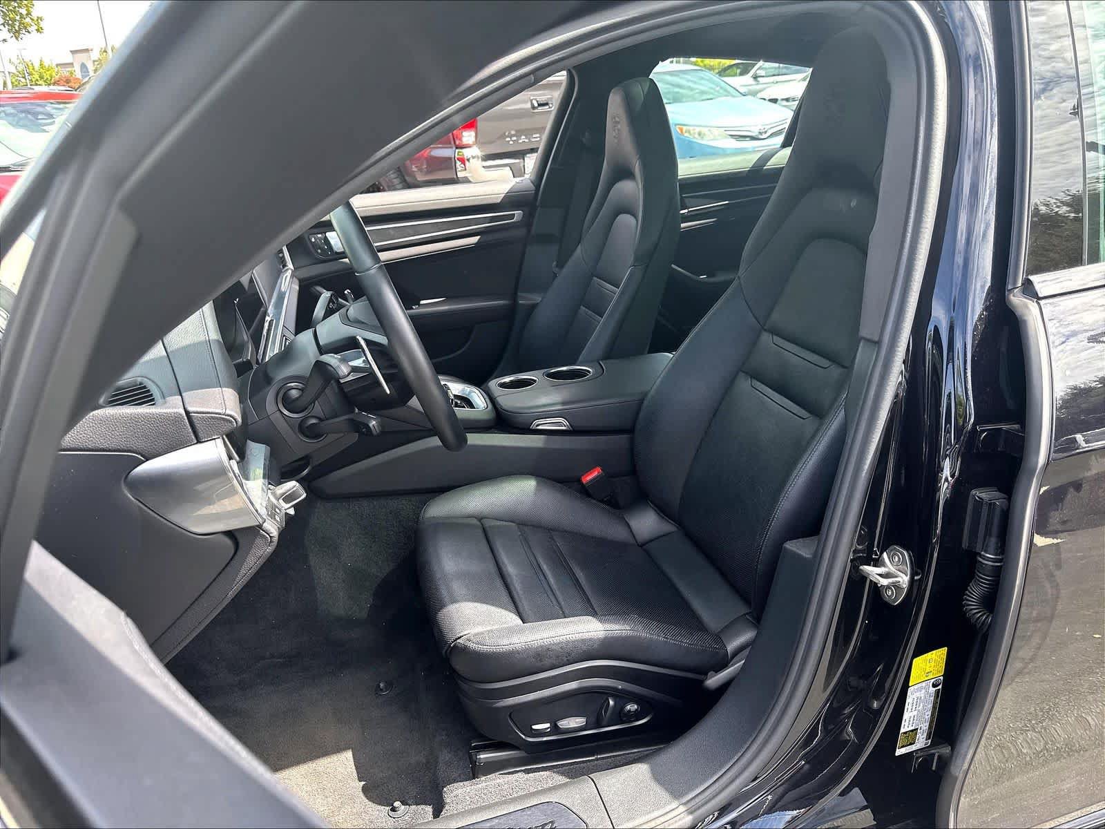 Used 2023 Porsche Panamera 4 Platinum Edition w/ Assistance Package AWD/4WD image 21