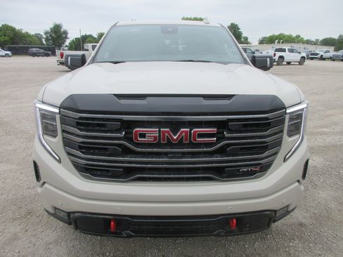 New 2026 GMC Sierra 1500 AT4 w/ AT4 Premium Package AWD/4WD image 13