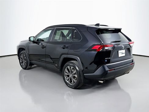 Used 2024 Toyota RAV4 XLE Premium w/ Weather Package AWD/4WD image 7