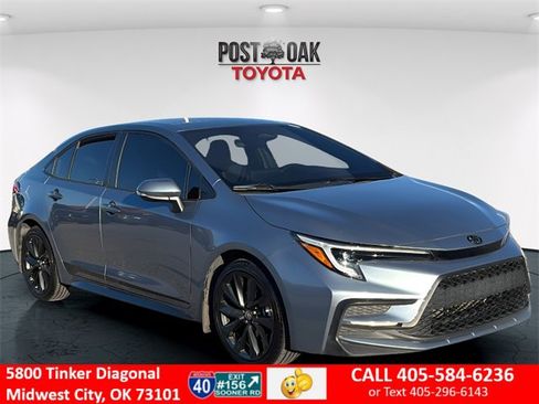 Used 2024 Toyota Corolla SE image 1