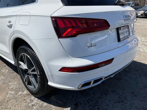 Used 2020 Audi Q5 e Premium w/ Convenience Package image 81