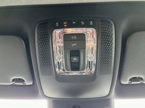 Certified 2025 Mercedes-Benz GLA 250 4MATIC image 23