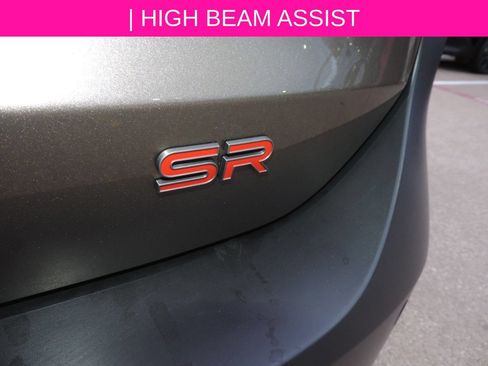 Certified 2025 Nissan Kicks SR FWD image 19