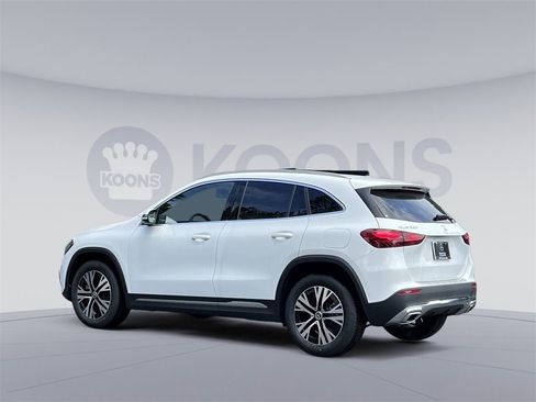 Certified 2025 Mercedes-Benz GLA 250 GLA 250 image 4