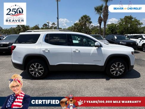 Used 2022 GMC Acadia SLE w/ Driver Convenience Package FWD image 8