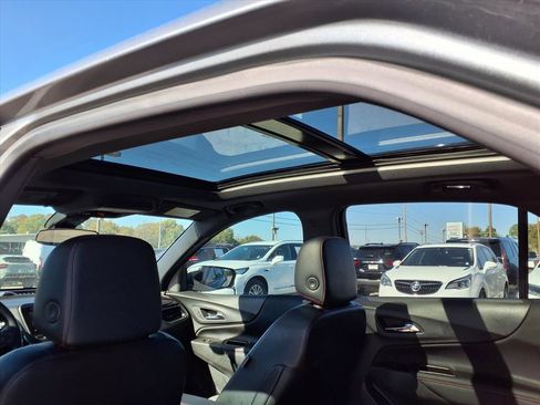 Used 2024 Chevrolet Equinox RS image 13