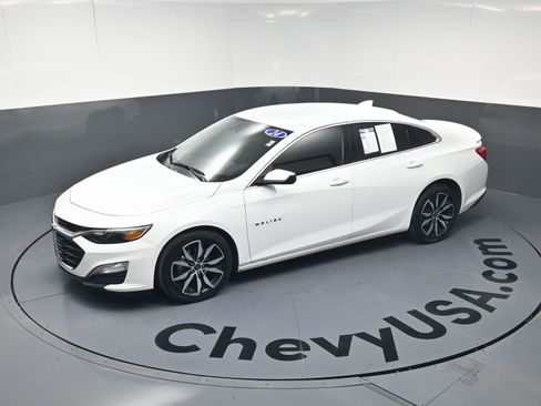 Certified 2024 Chevrolet Malibu RS image 28