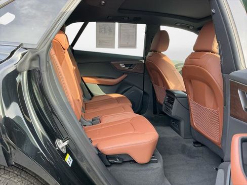 Used 2025 Audi Q8 Premium AWD/4WD image 14