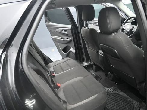 Used 2021 Chevrolet TrailBlazer LT w/ Convenience Package FWD image 21
